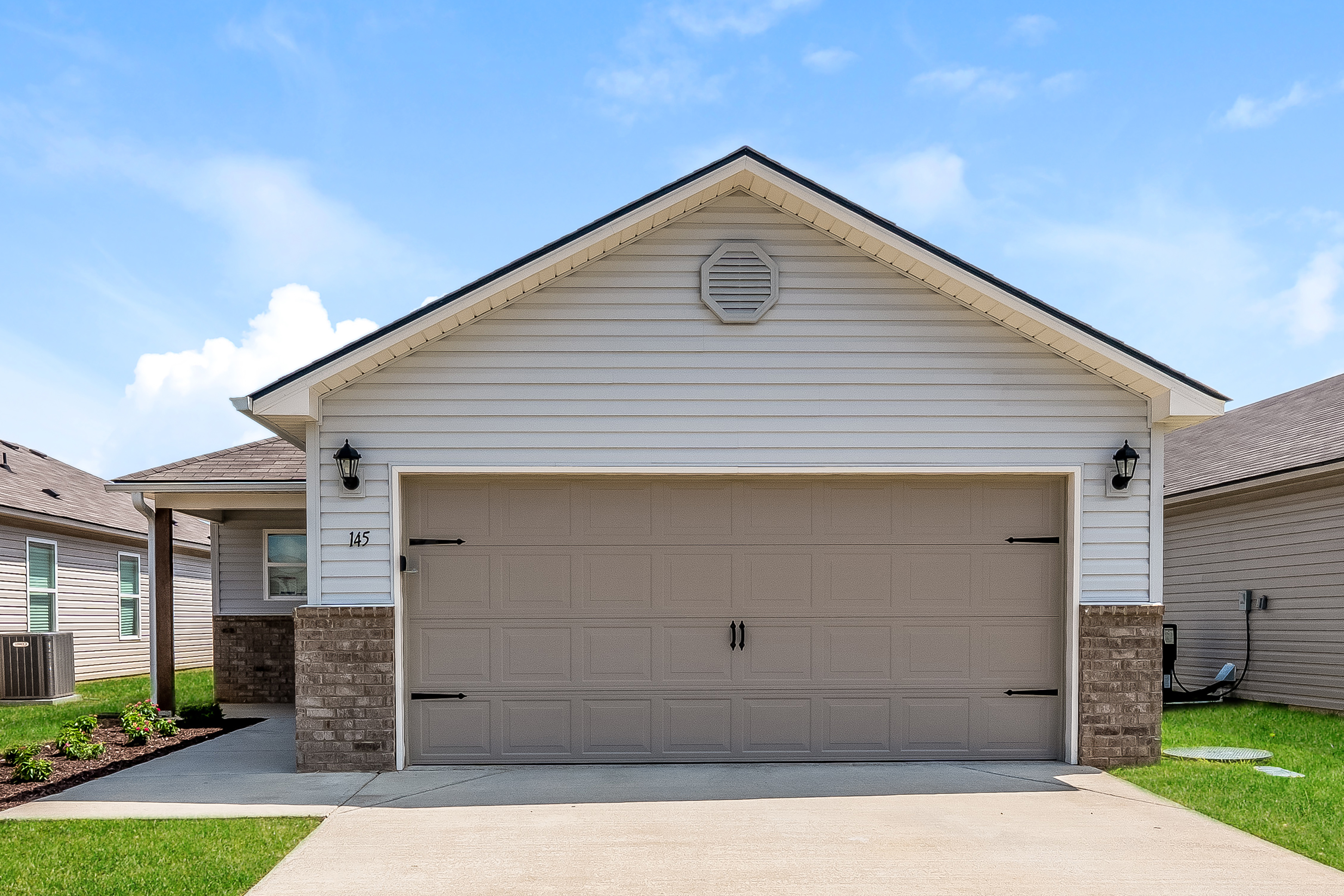 145 JONATHAN DR ODENVILLE, AL 35120